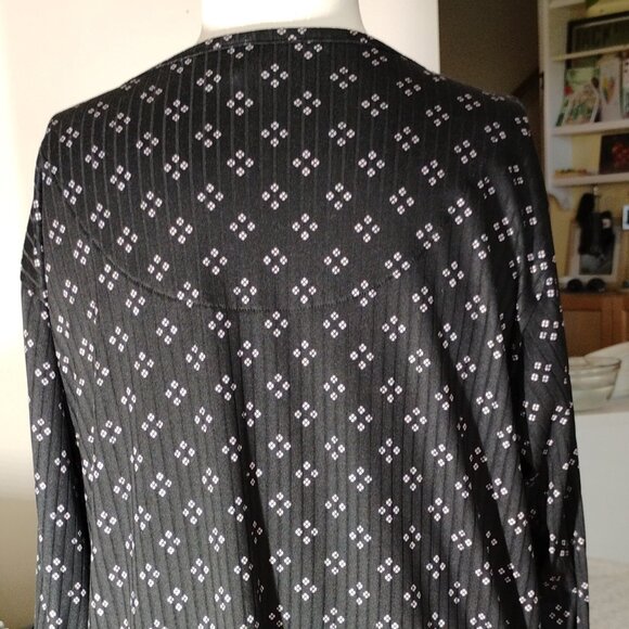 Flora Nikrooz 2 Piece Pajama/Lounging Set Size xl Chic Pjs - Picture 4 of 8